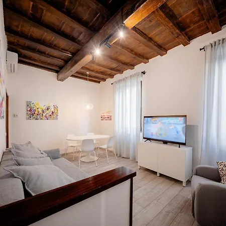 Art Novella Gallery Apartment