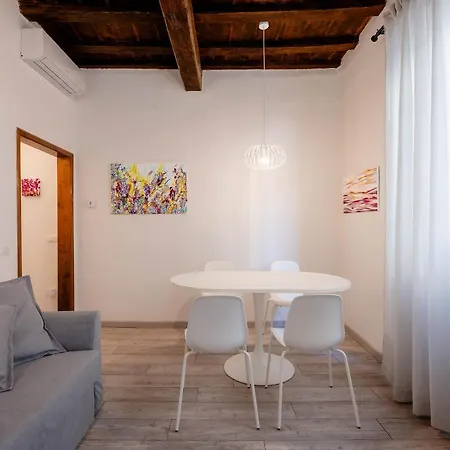 Art Novella Gallery Florence