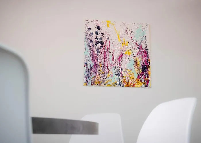 Art Novella Gallery *
