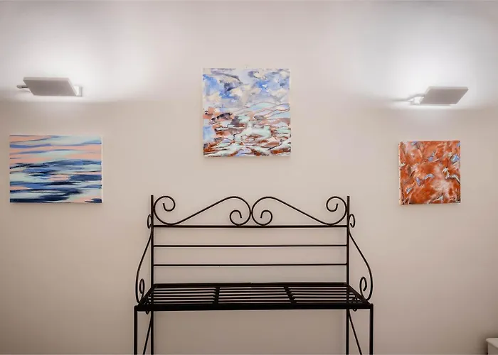 Art Novella Gallery *